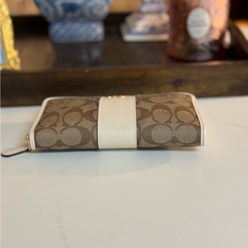 🤍🤎 COACH SIGNATURE COATED CANVAD AND LEATHER WALLET! - Picture 8 of 10